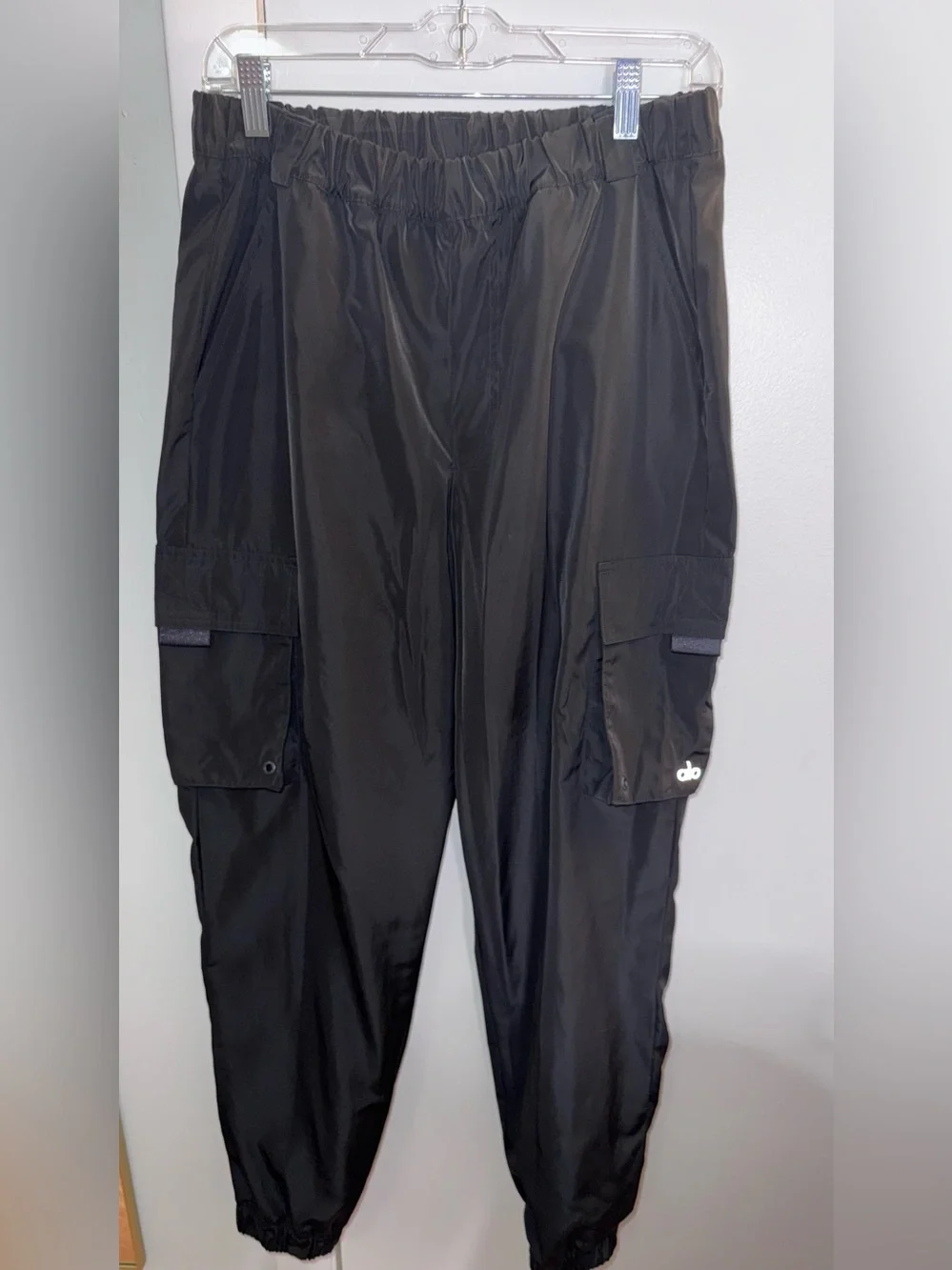 ALO Yoga Black Cargo Joggers with Utility Pockets